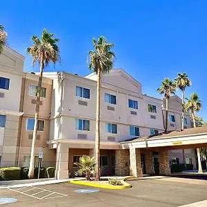 Baymont By Wyndham North Hotel
